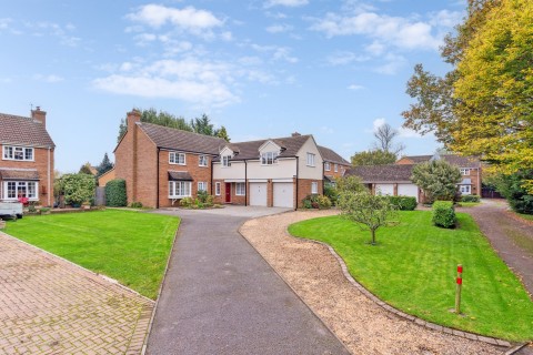 View Full Details for Northfield Close, Henlow, Bedfordshire