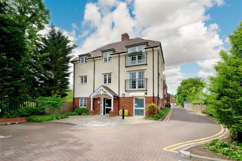 View Full Details for Station Road, Letchworth Garden City, Hertfordshire